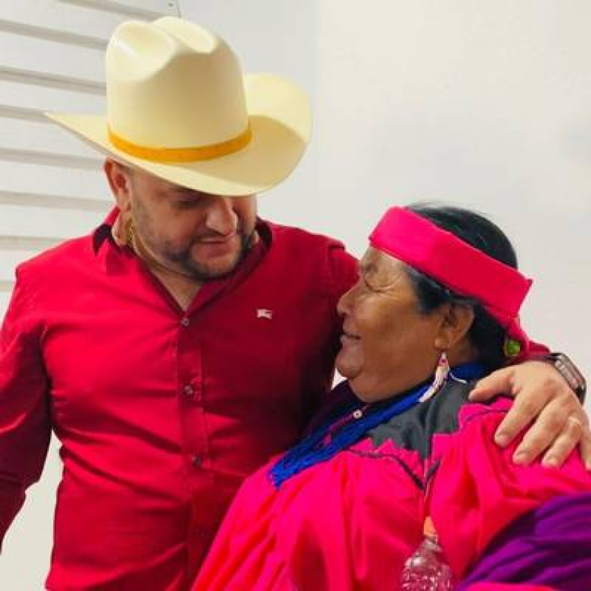 &ldquo;Un &eacute;xito consulta ind&iacute;gena"; Arturo Medina