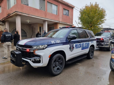 Padres abandonan a sus niños en col. Independencia