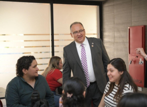 UACH da la bienvenida a alrededor de 29 mil estudiantes en el regreso a clases