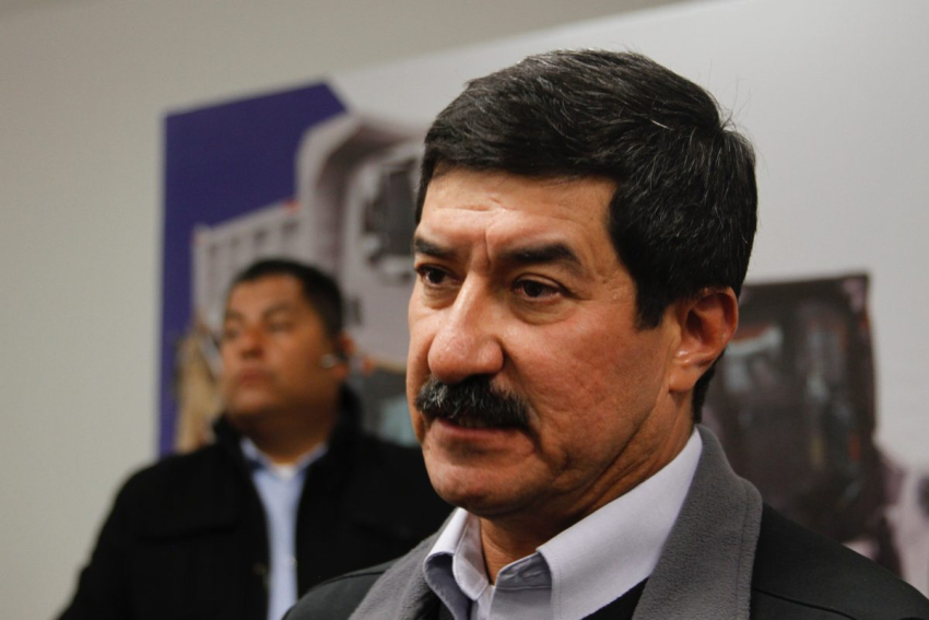 Agreden f&iacute;sicamente a Javier Corral y pide protecci&oacute;n federal