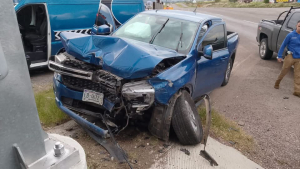 Aparatoso choque en la carretera An&aacute;huac deja cuantiosos da&ntilde;os