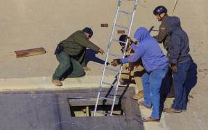 Guardia Nacional asegura escaleras presuntamente usadas para cruzar la frontera