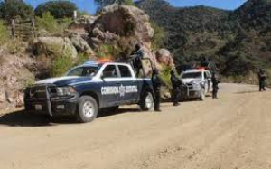 Encuentran dos ejecutados en camino de la sierra