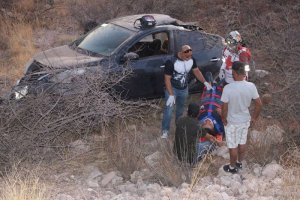 Reportan volcadura en la carretera Cuauht&eacute;moc-Chihuahua