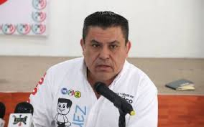 Pide Alejandro Domínguez renuncia de Rocha Moya por narco