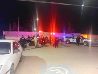 Patrulla estatal se pasa alto y provoca accidente