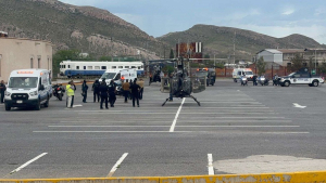 Son 7 polic&iacute;as hospitalizados por ataque en Moris