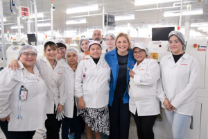 Inaugura Maru Campos nueva planta de Inventec Electronic Company en Ju&aacute;rez