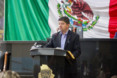 Pide Saúl Mireles ampliar urgentemente el plazo de reinscripción al PEUA