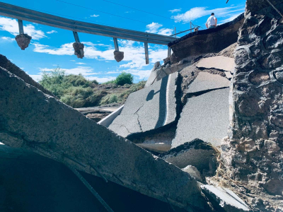 Sigue suspendido paso  en carretera Janos-Sonora por socavón