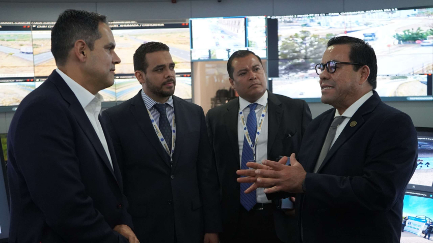 Firman convenio para fortalecer combate a la corrupción