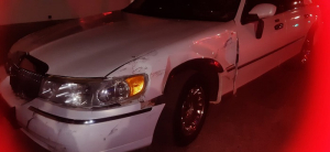 Menor de 16 a&ntilde;os resulta lesionado al chocar su moto contra auto