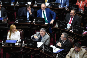 Insiste Morena en reducci&oacute;n de jornada laboral