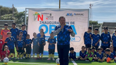 Inauguran rehabilitación de cancha de fútbol 7 en el Jardín del Abuelo en Anáhuac