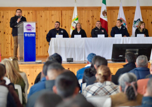 Dotan de patrulla y chamarras a polic&iacute;as de Guerrero