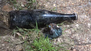 Amenazan a familia con bomba molotov