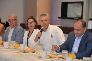 Visita titular de la SEyD a Cuauht&eacute;moc