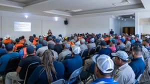 Empleados municipales reciben pl&aacute;tica &ldquo;Mis emociones, mis adicciones&rdquo;