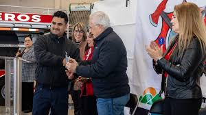 Equipan a bomberos con tres nuevas unidades