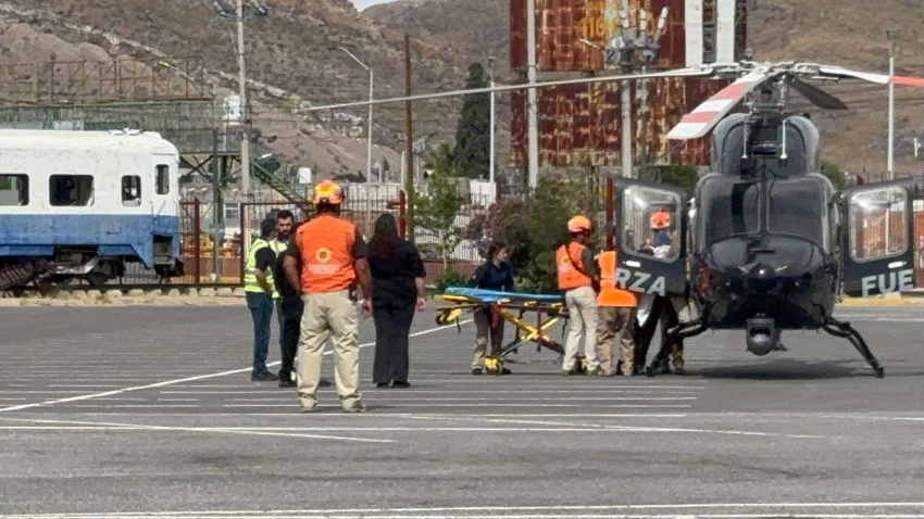 Trasladan en helicóptero a mujer tras accidente en Guachochi