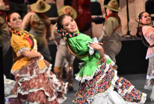 Cuauht&eacute;moc con gran actuaci&oacute;n en el Festival Folklore Chihuahua 2025