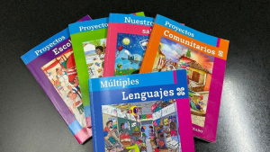 No se entregaran libros por amparo de sociedad de padres de familia