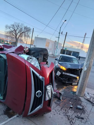 Accidente en la calle 3&ordf; deja tres personas lesionadas