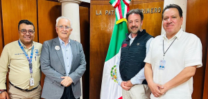 Asiste Beto Perez a convocatoria de escuela normal superior en chihuahua