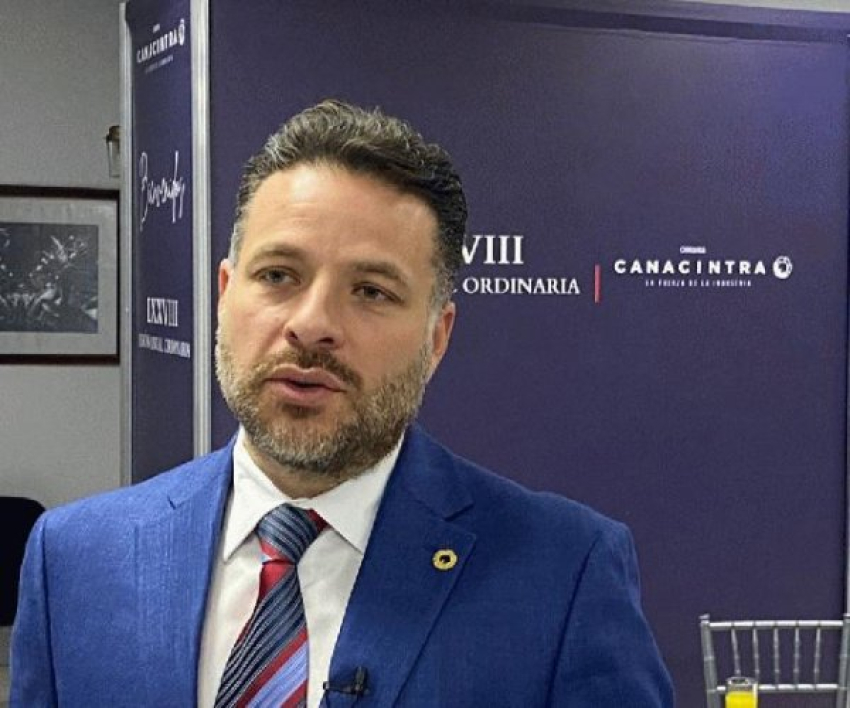 Seria un error cambiar INFONAVIT: Guti&eacute;rrez Cuevas