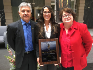 Estudiante de la UACH recibe "Premio Chihuahua Vanguardia en Artes y Ciencias 2023"