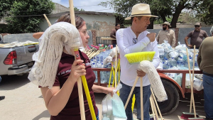 Diputados de Morena llevan ayuda a familias afectadas en Juarez