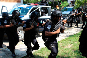 Disparan a tres en la Emiliano Zapata, uno de 17 a&ntilde;os