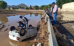 Lluvia causa cuantiosos da&ntilde;os en viviendas y negocios en la entidad