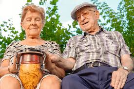 Conmemoran Día Internacional del Adulto Mayor